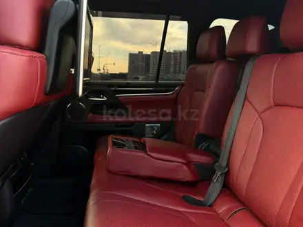 Lexus LX 570 2016 года за 33 500 000 тг. в Астана – фото 7
