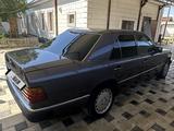 Mercedes-Benz E 230 1991 года за 1 150 000 тг. в Туркестан – фото 5