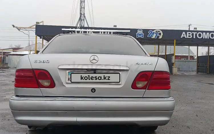 Mercedes-Benz E 320 1999 годаүшін2 550 000 тг. в Алматы