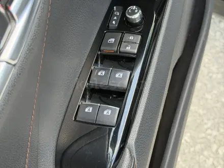 Toyota Camry 2019 года за 12 500 000 тг. в Атырау – фото 8