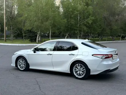 Toyota Camry 2019 года за 15 200 000 тг. в Караганда – фото 10