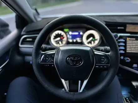 Toyota Camry 2019 года за 15 200 000 тг. в Караганда – фото 15
