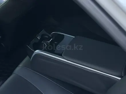 Toyota Camry 2019 года за 15 200 000 тг. в Караганда – фото 27