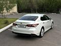 Toyota Camry 2019 года за 15 200 000 тг. в Караганда – фото 4