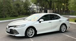 Toyota Camry 2019 года за 15 200 000 тг. в Караганда – фото 5