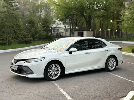 Toyota Camry 2019 года за 15 200 000 тг. в Караганда – фото 5