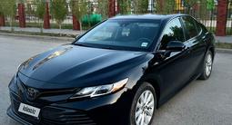 Toyota Camry 2018 годаүшін8 500 000 тг. в Актобе – фото 2