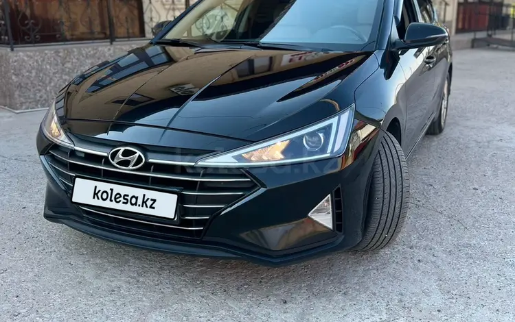 Hyundai Elantra 2020 годаfor8 500 000 тг. в Алматы