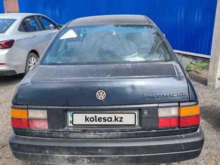 Volkswagen Passat 1991 года за 500 000 тг. в Караганда – фото 2