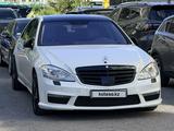 Mercedes-Benz S 500 2007 года за 7 969 000 тг. в Астана