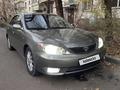 Toyota Camry 2002 годаүшін4 100 000 тг. в Алматы – фото 2