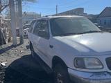 Ford Expedition 2000 года за 2 500 000 тг. в Караганда – фото 5