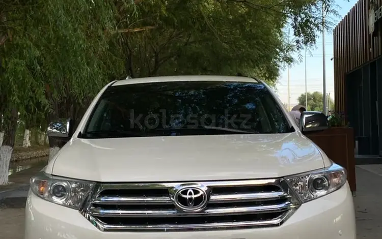Toyota Highlander 2013 года за 12 950 000 тг. в Кызылорда