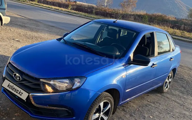 ВАЗ (Lada) Granta 2190 2019 годаүшін4 700 000 тг. в Риддер