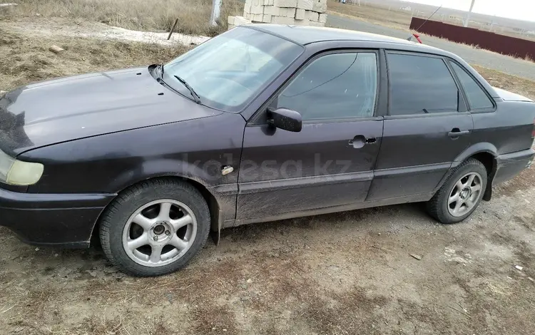 Volkswagen Passat 1994 годаүшін1 350 000 тг. в Уральск