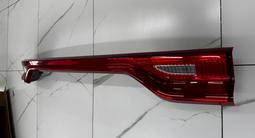 Фонарь задний центральный на крышке багажнике Haval M6 за 5 000 тг. в Астана