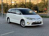 Toyota Estima 2011 годаfor7 300 000 тг. в Семей