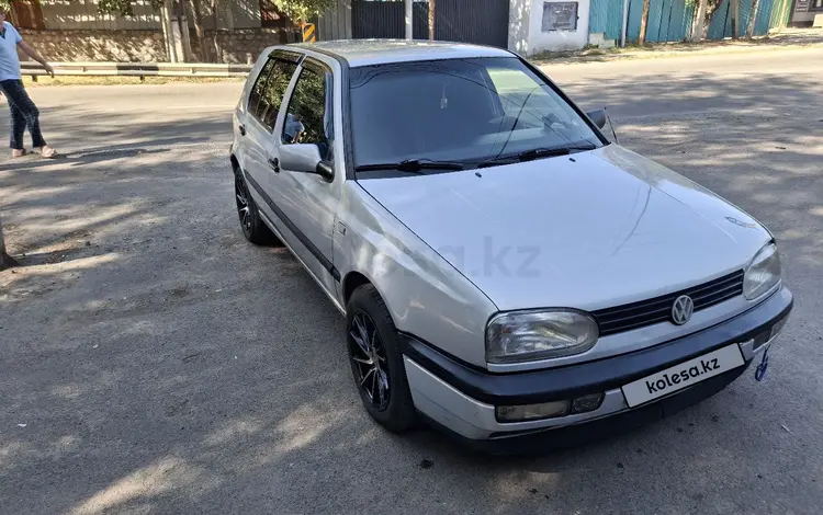 Volkswagen Golf 1995 года за 2 100 000 тг. в Алматы