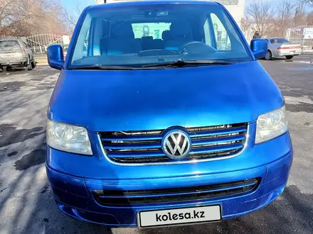 Volkswagen Multivan 2005 года за 7 600 000 тг. в Талдыкорган – фото 2