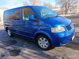 Volkswagen Multivan 2005 годаүшін7 500 000 тг. в Талдыкорган