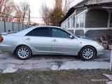 Toyota Camry 2002 года за 4 500 000 тг. в Алматы – фото 2