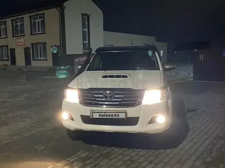 Toyota Hilux 2015 года за 11 400 000 тг. в Атырау – фото 23