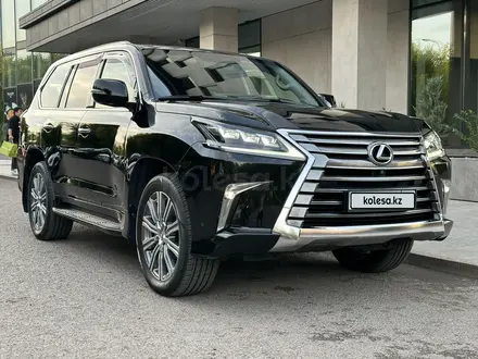 Lexus LX 570 2017 года за 38 500 000 тг. в Астана – фото 7