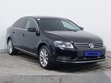 Volkswagen Passat 2011 года за 5 990 000 тг. в Астана – фото 3