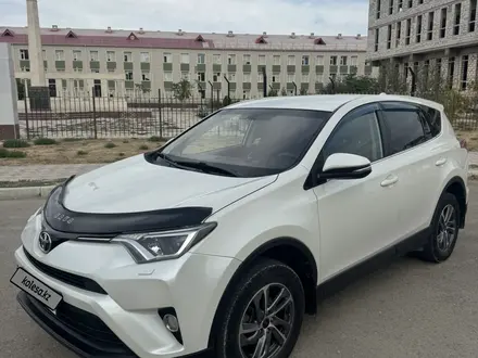 Toyota RAV4 2018 года за 11 000 000 тг. в Актау – фото 4