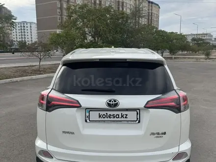 Toyota RAV4 2018 года за 11 000 000 тг. в Актау – фото 7