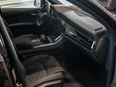 Audi Q7 55 TFSI 2026 года за 62 450 000 тг. в Караганда – фото 11