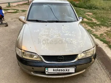 Opel Vectra 1996 года за 1 200 000 тг. в Уральск – фото 5