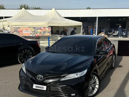 Toyota Camry 2020 года за 17 500 000 тг. в Алматы – фото 3