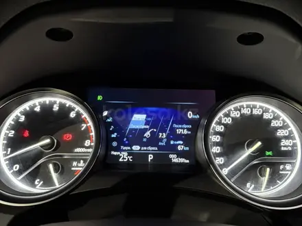 Toyota Camry 2019 года за 13 500 000 тг. в Шымкент – фото 10