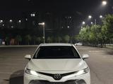 Toyota Camry 2019 года за 13 500 000 тг. в Шымкент