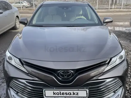 Toyota Camry 2019 года за 14 000 000 тг. в Павлодар – фото 3