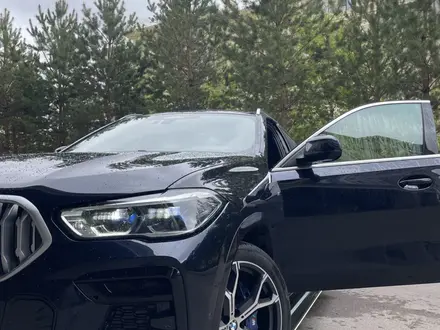BMW X6 2022 года за 47 800 000 тг. в Астана – фото 2