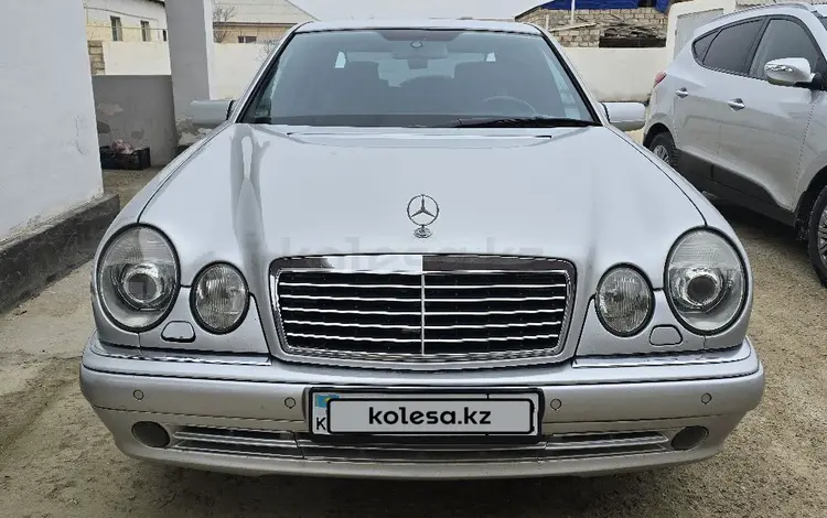 Mercedes-Benz E 320 1996 годаfor3 850 000 тг. в Актау