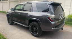 Toyota 4Runner 2021 годаүшін25 500 000 тг. в Алматы – фото 2