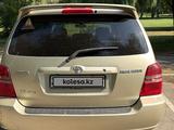 Toyota Highlander 2002 годаүшін5 900 000 тг. в Есик – фото 2