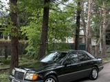 Mercedes-Benz E 230 1993 года за 1 400 000 тг. в Алматы