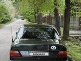 Mercedes-Benz E 230 1993 года за 1 400 000 тг. в Алматы – фото 2