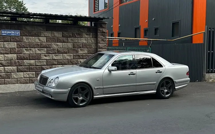 Mercedes-Benz E 320 1996 годаүшін2 700 000 тг. в Алматы