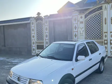 Volkswagen Vento 1994 года за 1 800 000 тг. в Тараз