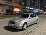 Mercedes-Benz E 320 2003 годаүшін5 500 000 тг. в Астана – фото 3