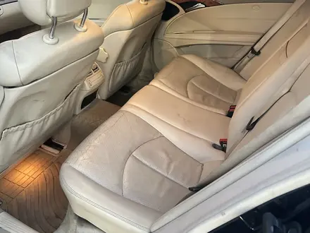 Mercedes-Benz E 320 2001 года за 2 500 000 тг. в Астана – фото 8