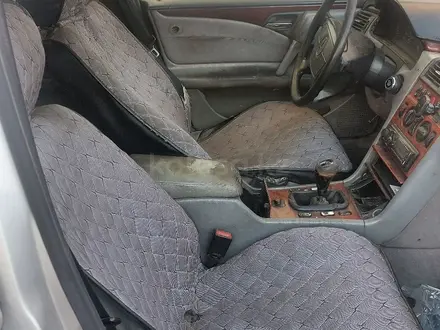 Mercedes-Benz E 290 1997 года за 1 500 000 тг. в Жезказган – фото 3