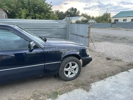 Mercedes-Benz E 230 1991 года за 1 500 000 тг. в Караганда – фото 4