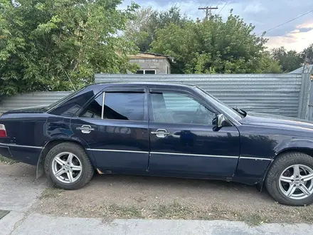 Mercedes-Benz E 230 1991 года за 1 500 000 тг. в Караганда – фото 3