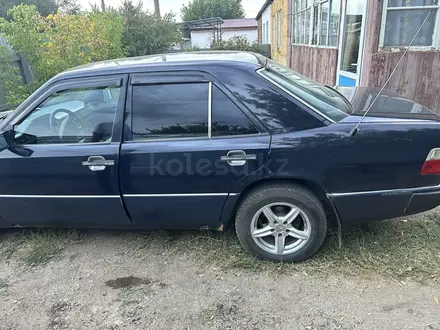 Mercedes-Benz E 230 1991 года за 1 500 000 тг. в Караганда – фото 6